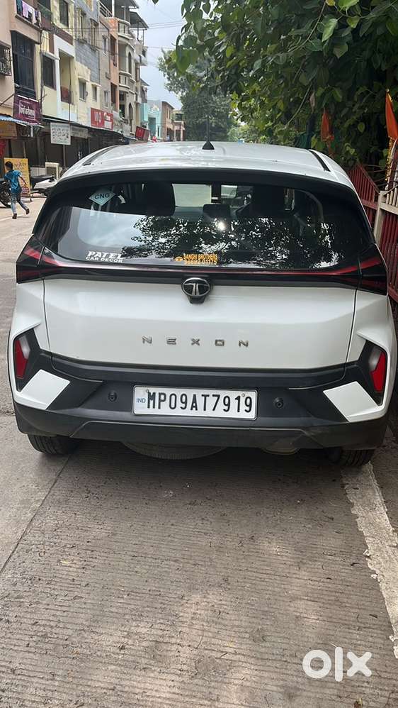 Tata Nexon Cng & Hybrids 36000 Km Driven