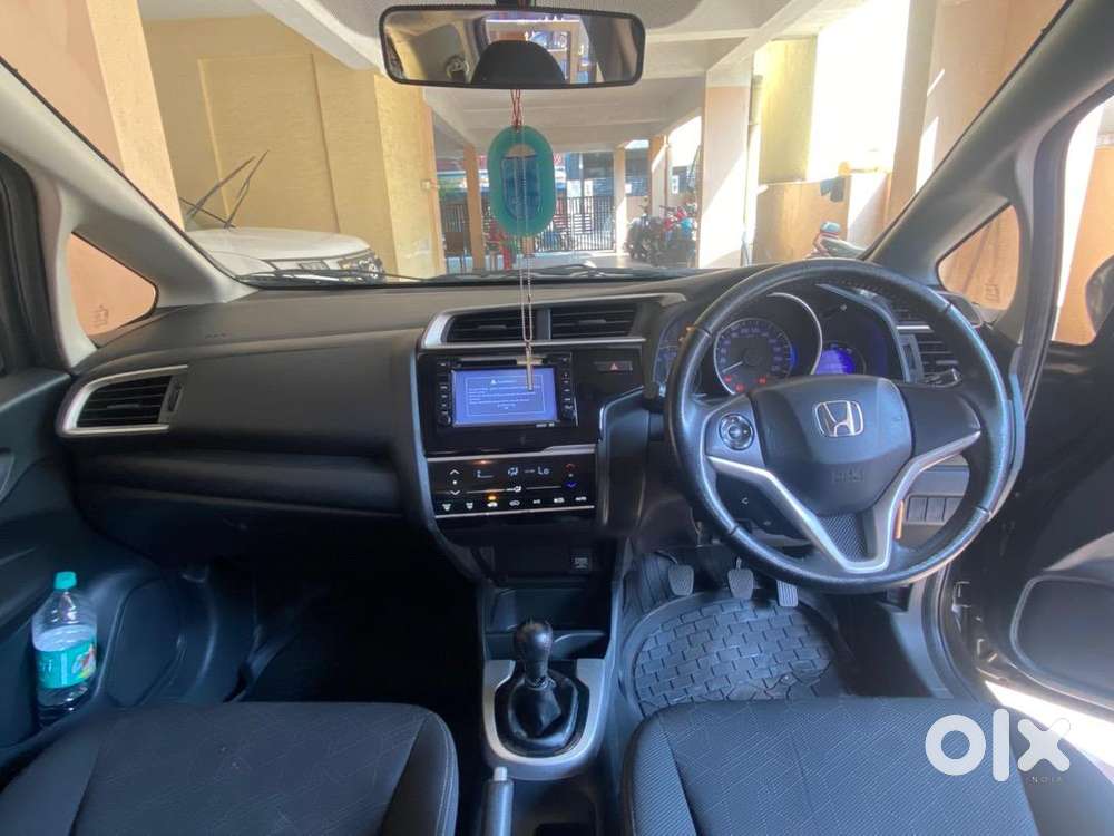 Honda Jazz 2018 Petrol Well Maintained, Smooth Engine Snd Good Mileage