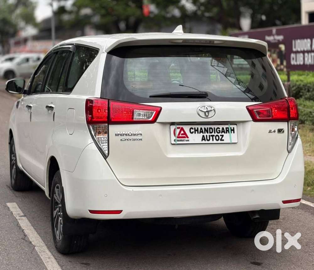 Toyota Innova Crysta 2.4 V 7 Str, 2022, Diesel