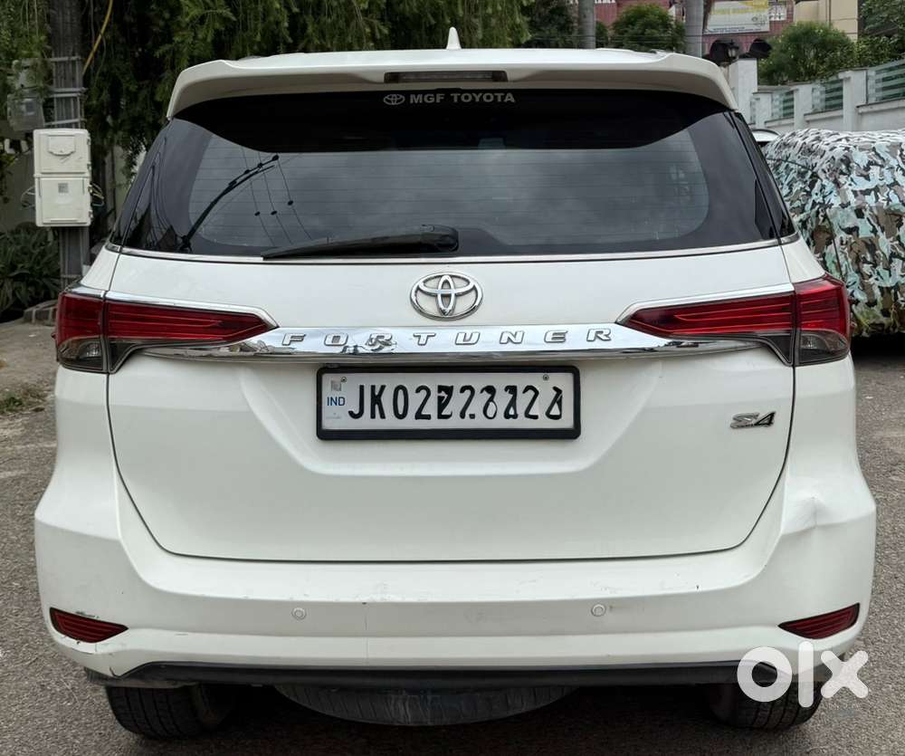Toyota Fortuner 4x4 At Diesel 2017 With Vvip Number (0xxx)
