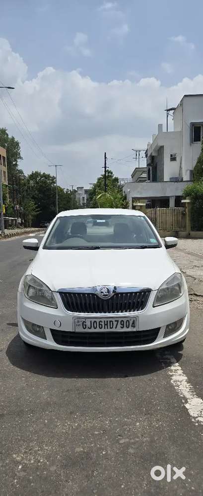 Skoda Rapid 1.6 Amb Mt  2014 Diesel With 20-22 Milage