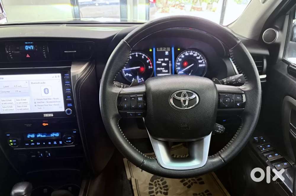 Toyota Fortuner 4x2 At 2.7 Petrol, 2022, Petrol