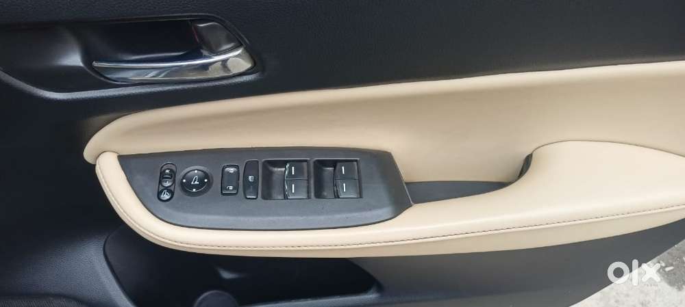 Honda City 1.5 Zx Cvt I-vtec, 2023, Petrol