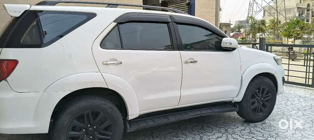 Toyota Fortuner 2014
