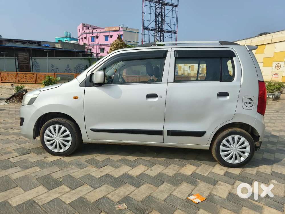 Maruti Suzuki Wagon R Vxi, 2017, Petrol
