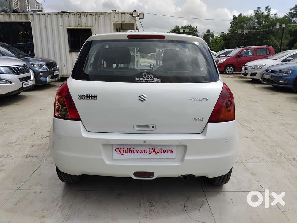Maruti Suzuki Swift Vxi 1.2 Abs Bs-iv, 2011, Petrol
