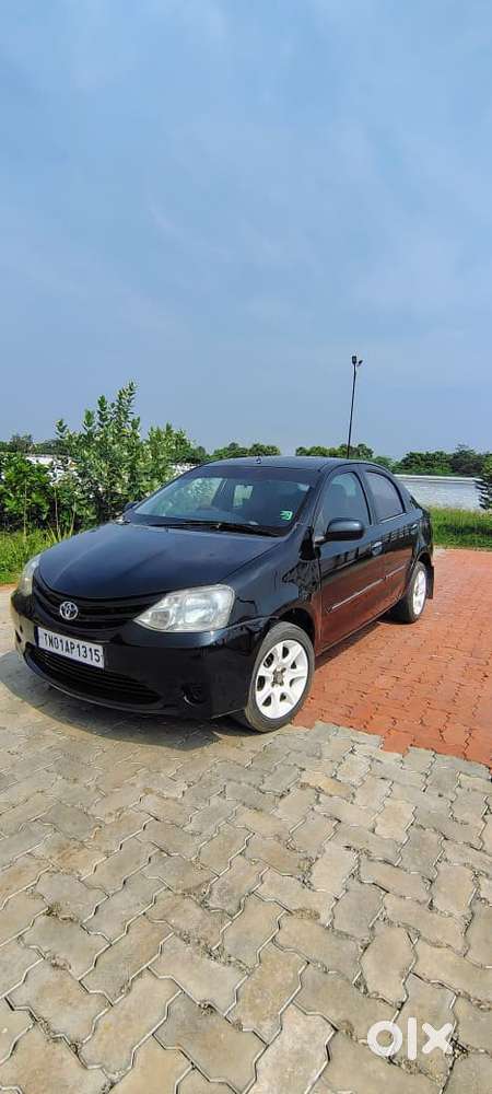 Toyota Etios, 2011, Petrol