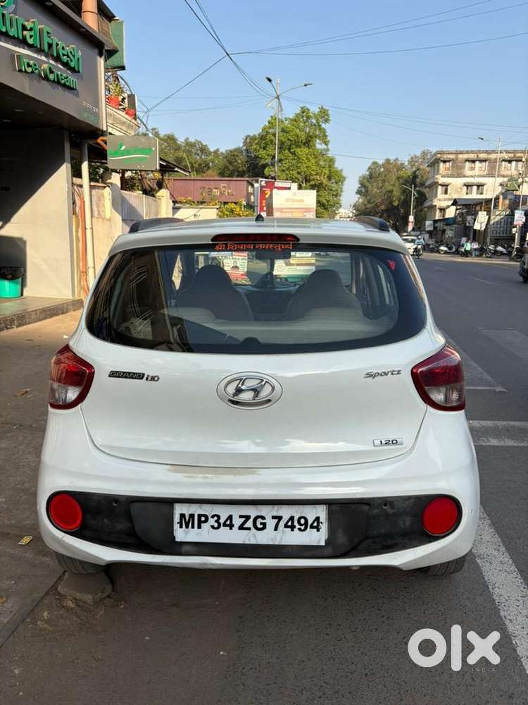 Hyundai Grand I10 2017 Diesel Well Maintained