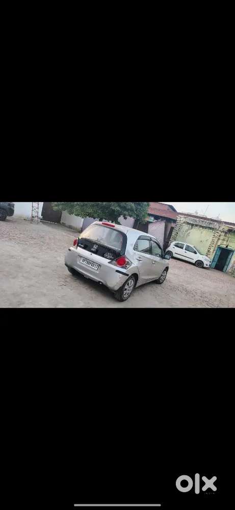 Honda Brio 2014 Petrol Well Maintained