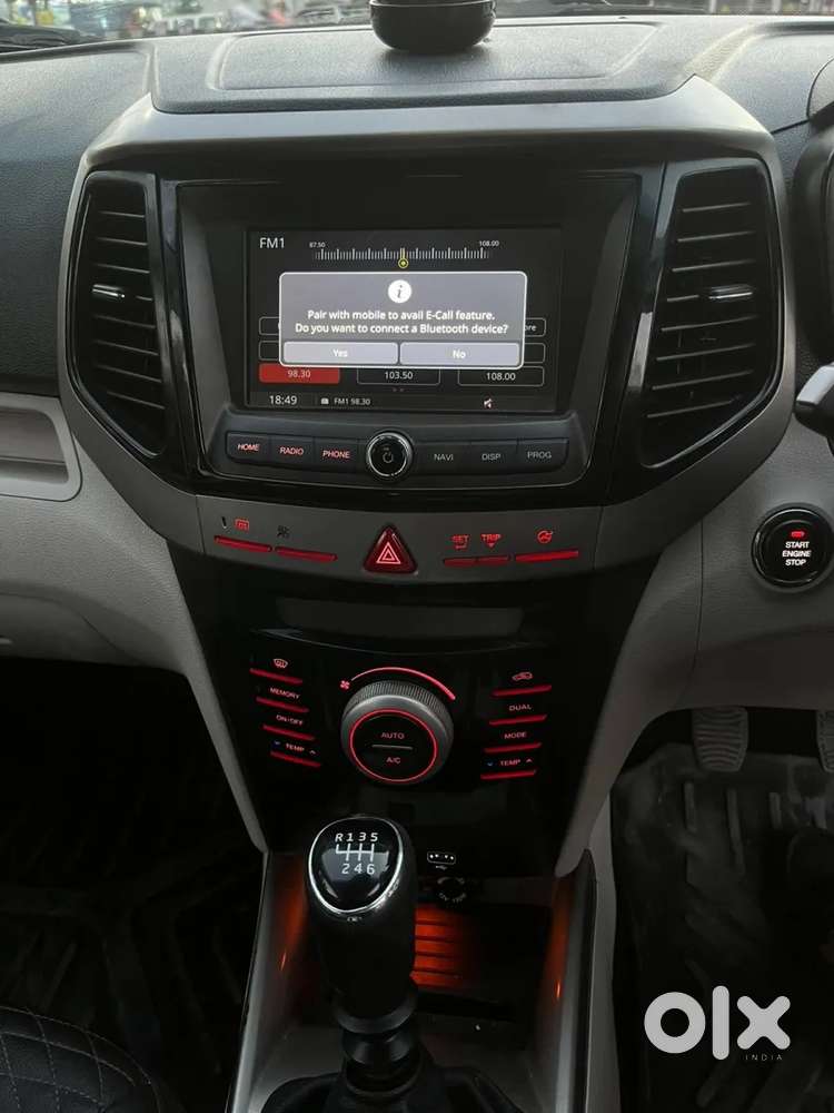 Mahindra Xuv300 W8, 2021, Petrol