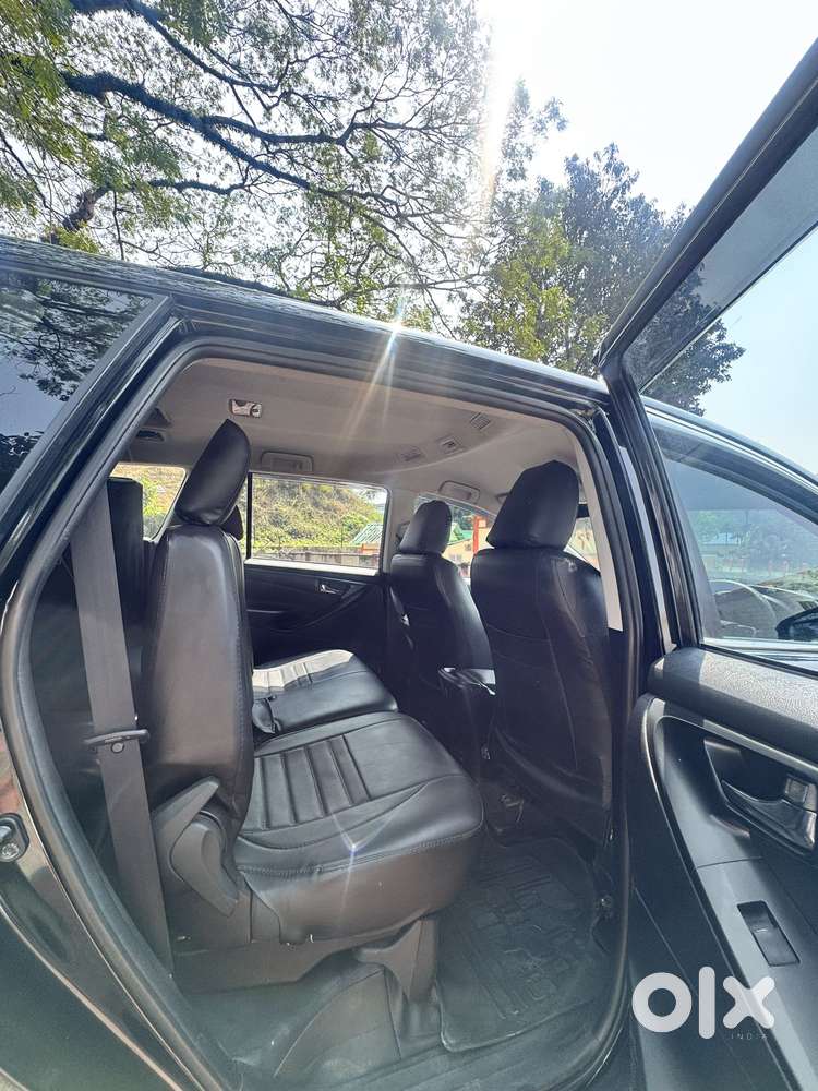 Toyota Innova Crysta 2.4 Gx Mt 8s, 2024, Diesel