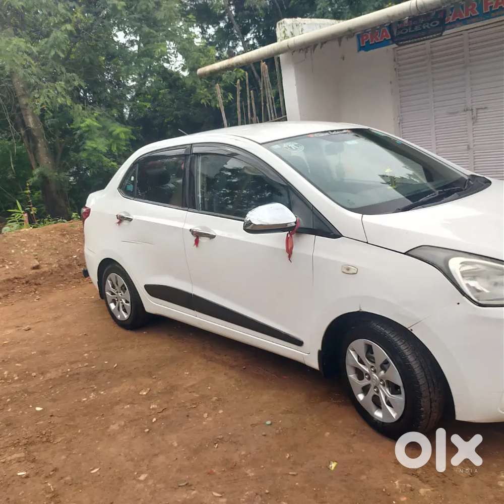 Hyundai Xcent 2018 Petrol