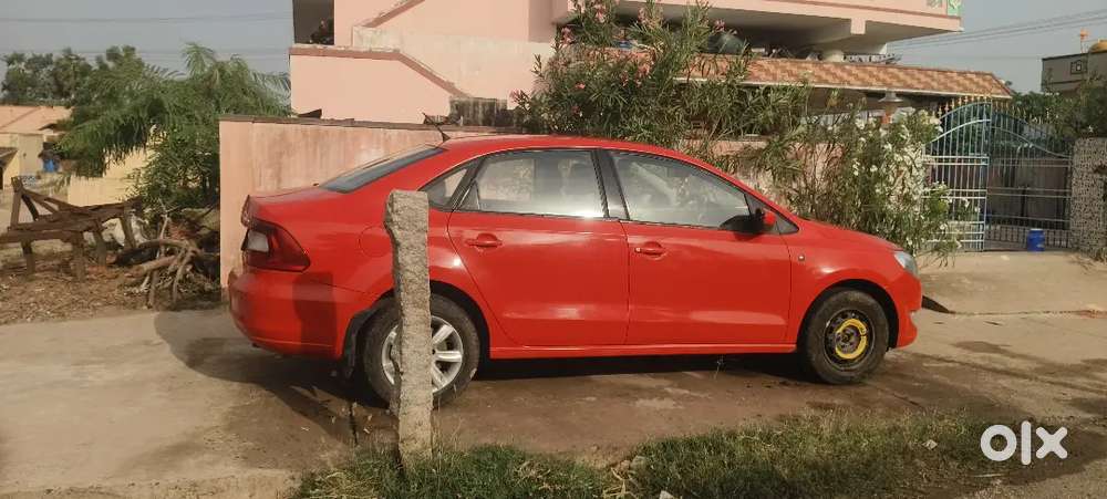 Skoda Rapid 1.6 2014
