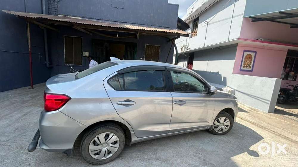 Honda Amaze 2nd Gen Petrol 40000 Km Driven