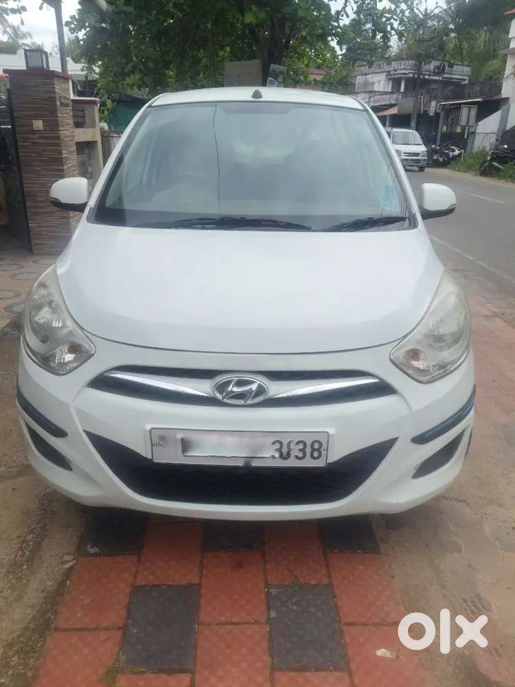 Hyundai I10 Sportz Petrol 2013