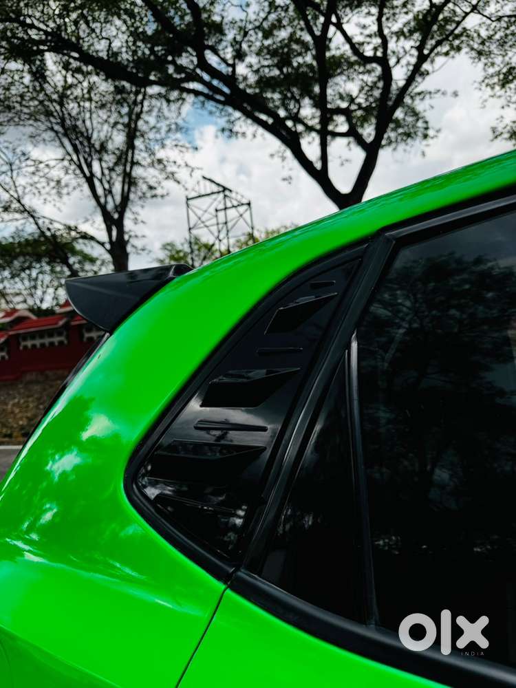 Completely Modified Volkswagen Polo 1.2 2010