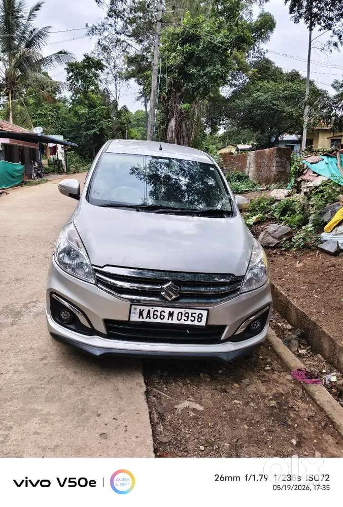 Maruti Suzuki Ertiga 2017shvs