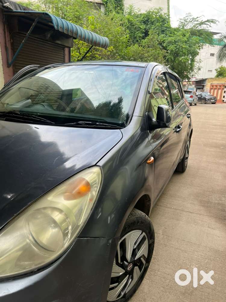 Hyundai I20 Magna Petrol 2010 Model