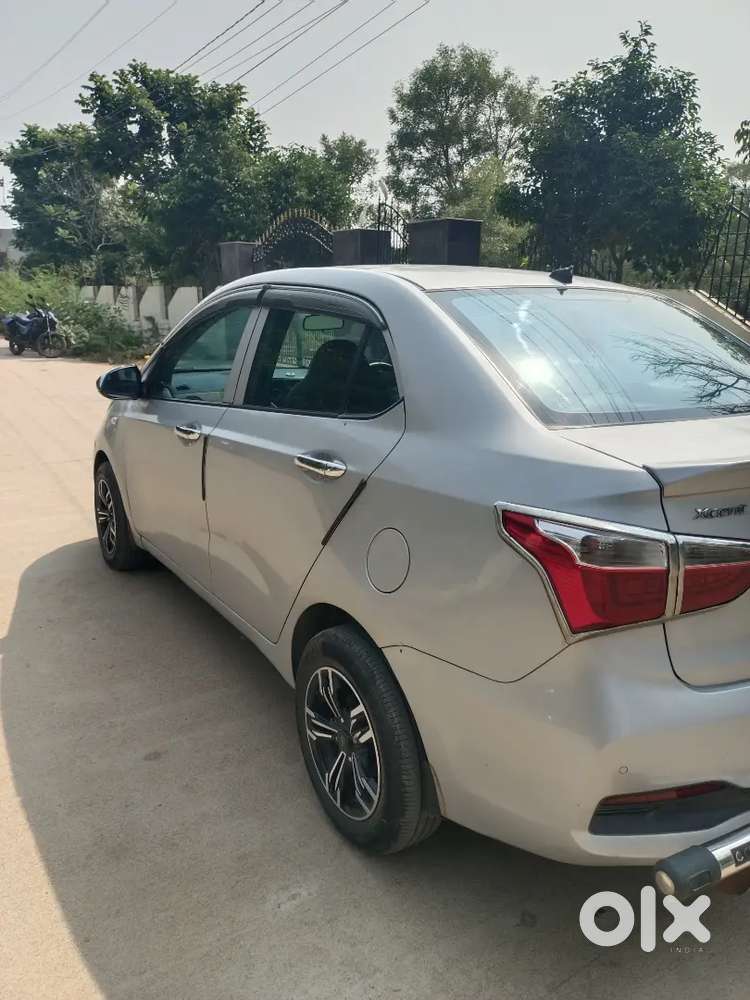 Hyundai Xcent 2018 Diesel 180000 Km Driven