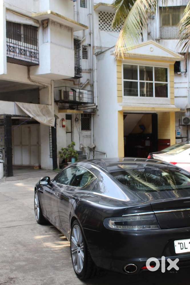 Aston Martin Rapide V12 Petrol 2011