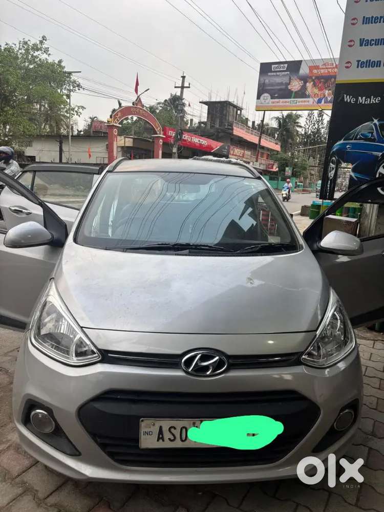 Hyundai Grand I10 2015 Petrol 96000 Km Driven