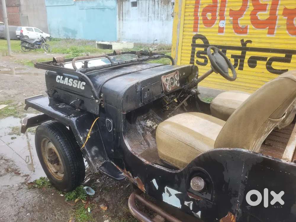 Model 1977 Jeep Mahindra Classic