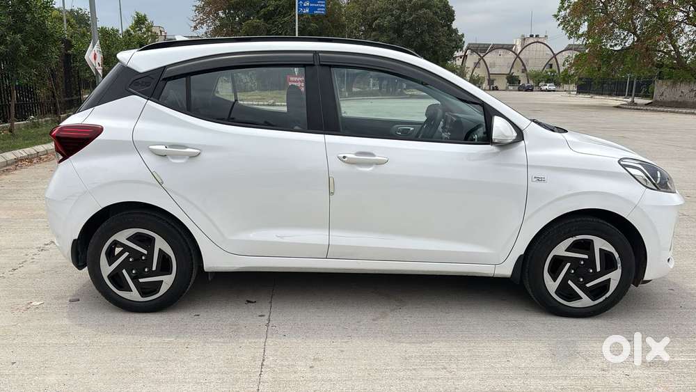 Hyundai Grand I10 Nios Sportz 1.2 At, 2023, Petrol