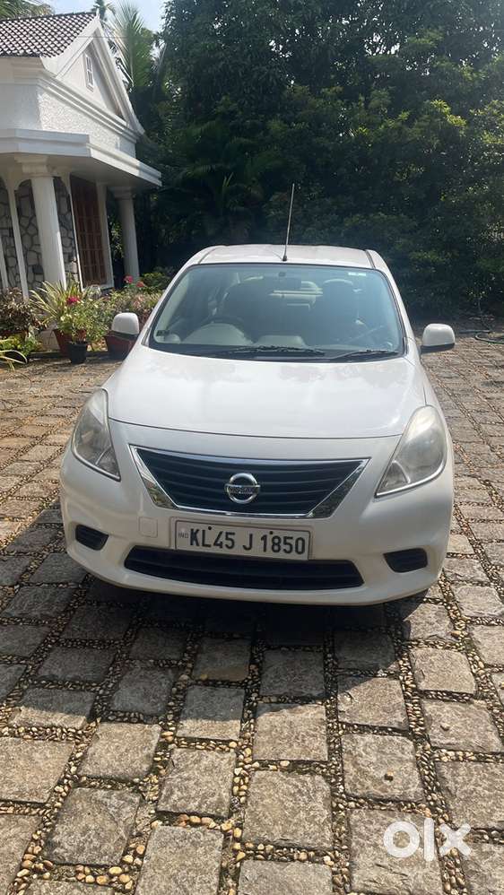 Nissan Sunny Petrol 2013