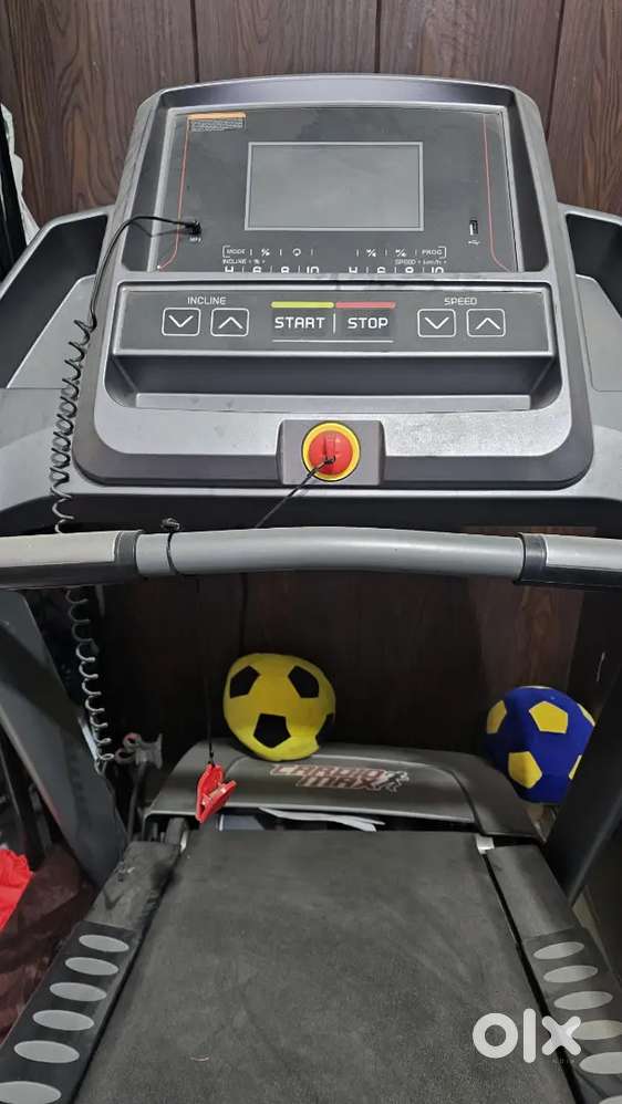 Twim motor treadmill