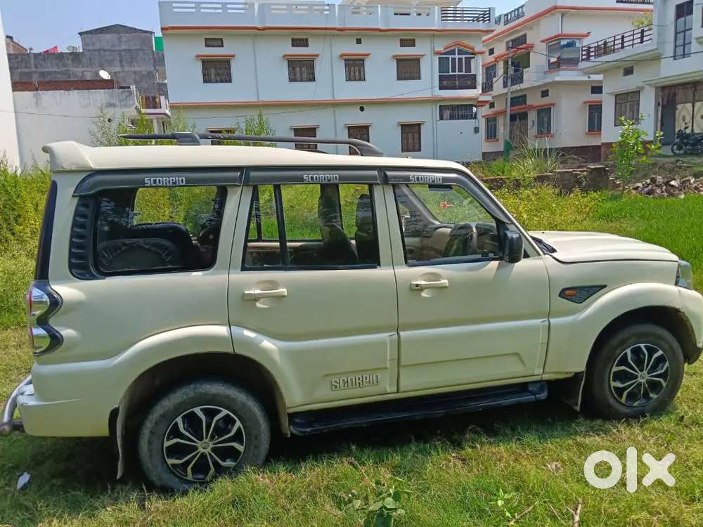 Mahindra Scorpio S2 2015