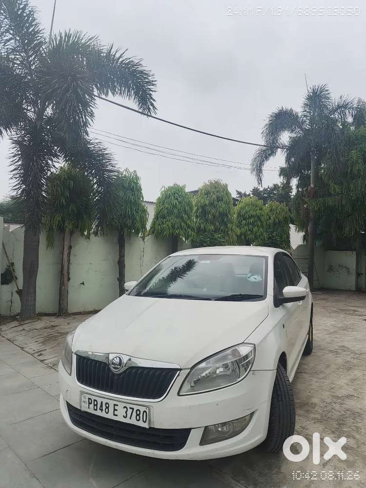 Skoda Rapid 1.5 Active 2014