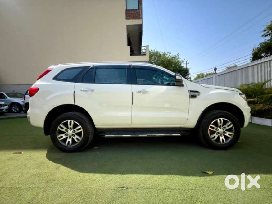 Ford Endeavour 3.2 Titanium 4x4 At, 2019, Diesel