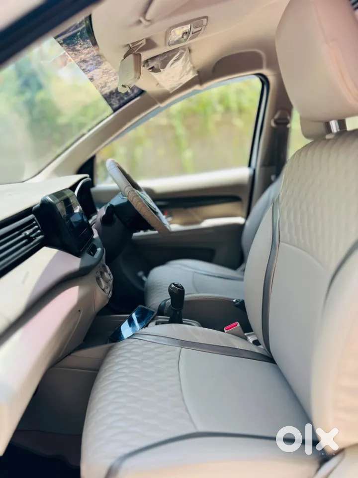 Maruti Suzuki Ertiga 1.5 Vxi, 2022, Petrol