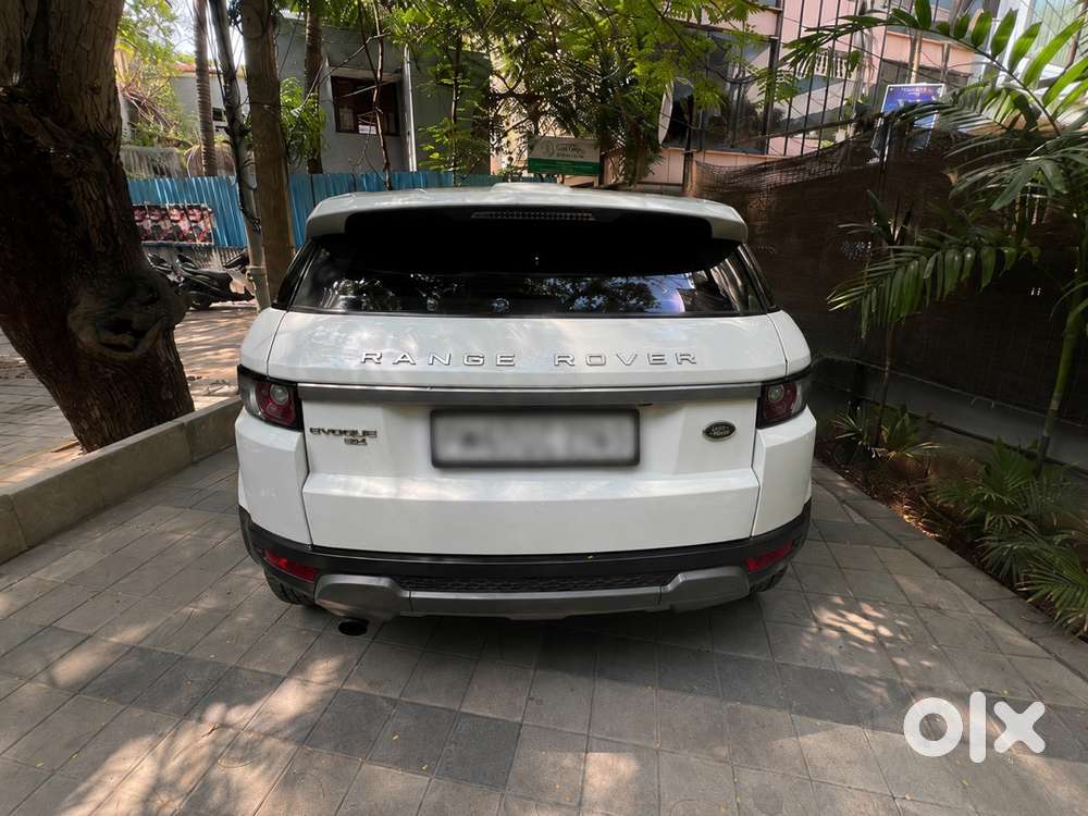 Range Rover Evoque Sd4 &ndash; Fuji White  2014  Excellent Condition