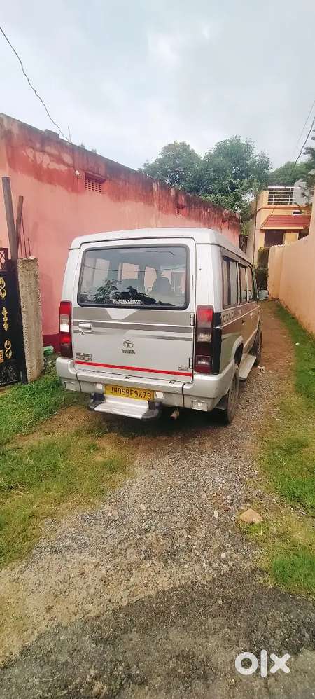 Tata Sumo Gold 2015