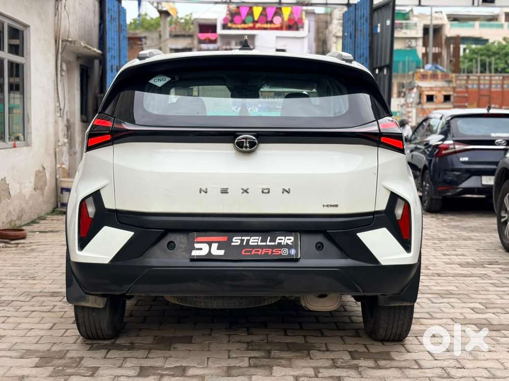 Tata Nexon Fearless Plus (ps) 1.2 Icng 6mt Red Dark Edition, 2024, P..
