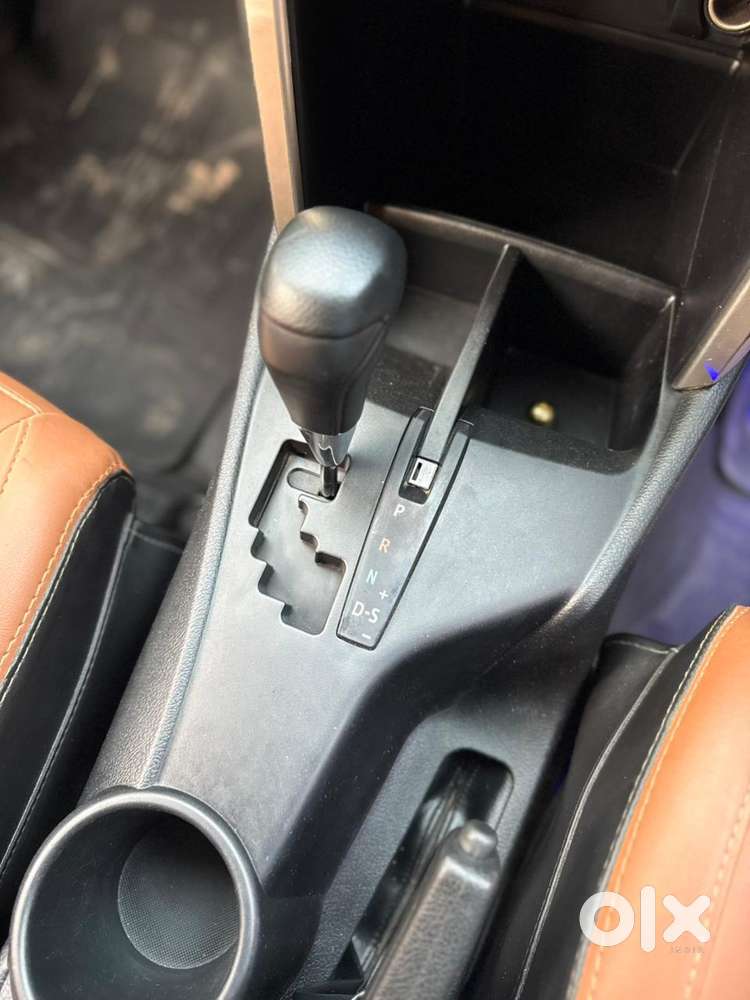 Toyota Innova Crysta 2.4 Gx Limited Edition At 7 Str, 2021, Diesel