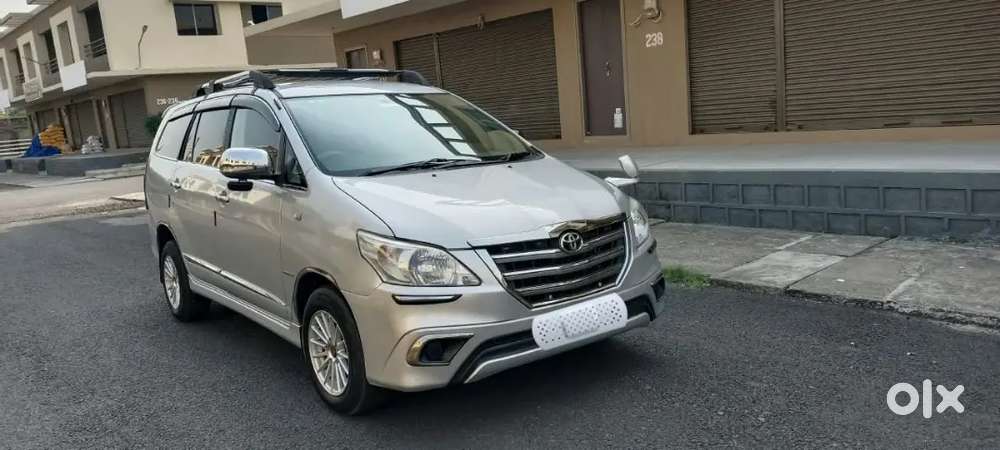 Toyota Innova Diesel 2012 Car