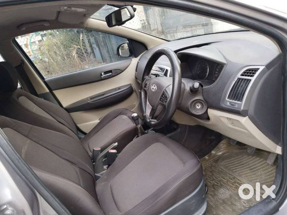 Hyundai I20 Sportz 1.2 Bs-iv, 2013, Petrol