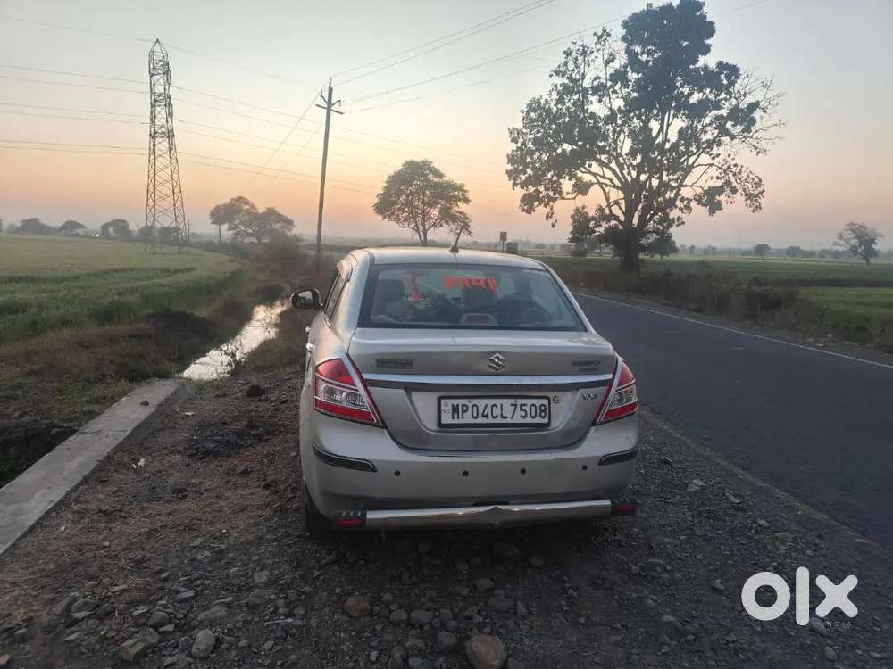 Maruti Suzuki Dzire 2014 Cng & Hybrids 90000 Km Driven