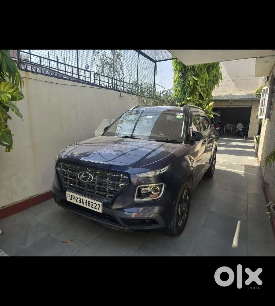 Hyundai Venue 2022 Diesel Good Condition New Tyres