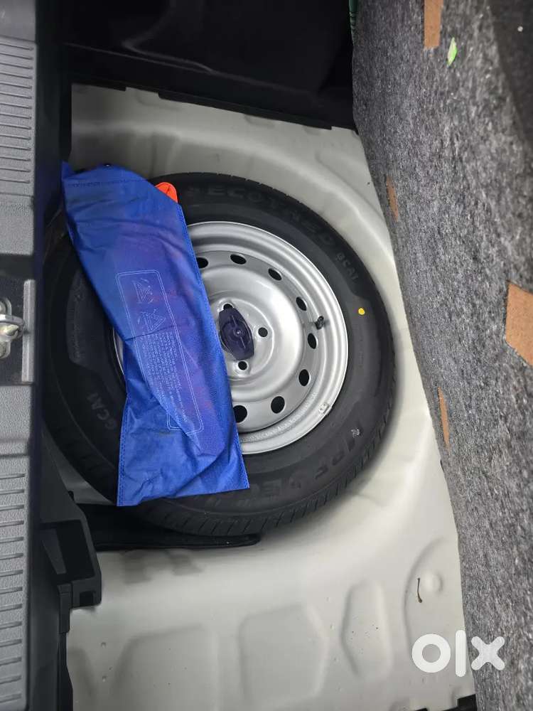 Maruti Suzuki Swift Lxi 2025 Model