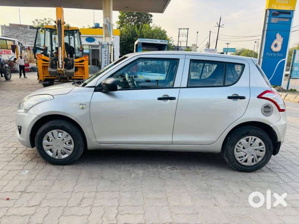 Maruti Suzuki Swift Lxi Option, 2012, Petrol