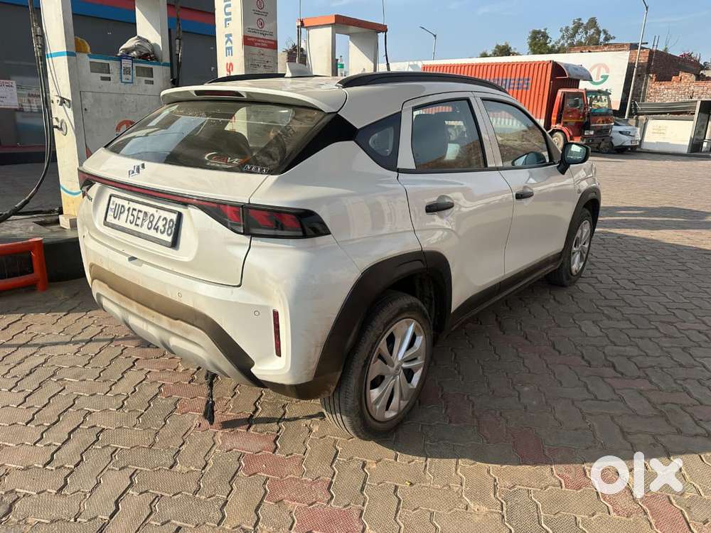 Maruti Suzuki Fronx Sigma 1.2 Mt, 2024, Cng & Hybrids