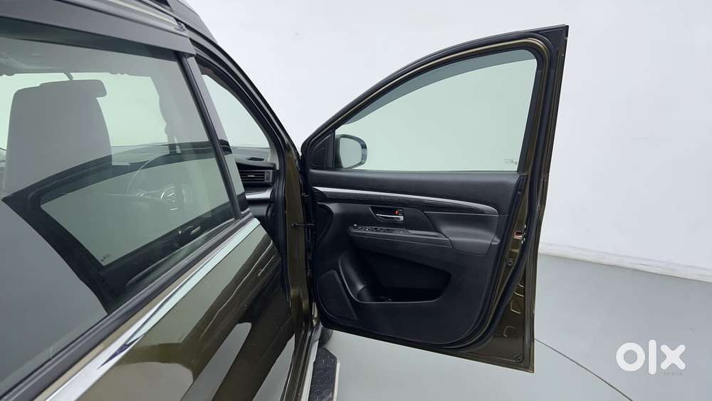 Maruti Suzuki Xl6 1.5 Alpha Plus At, 2022, Petrol