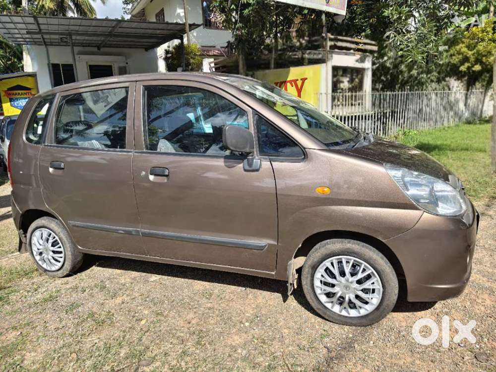 Maruti Suzuki Zen Estilo Lxi Bs Iv, 2010, Petrol