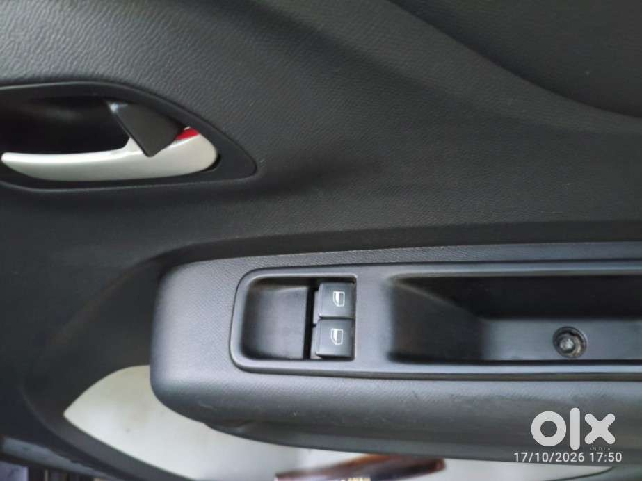 Citroen C3 Feel 1.2 Petrol, 2023
