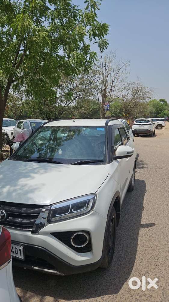 Toyota Urban Cruiser 1.5 Premium Grade Dual Tone Mt, 2022, Petrol