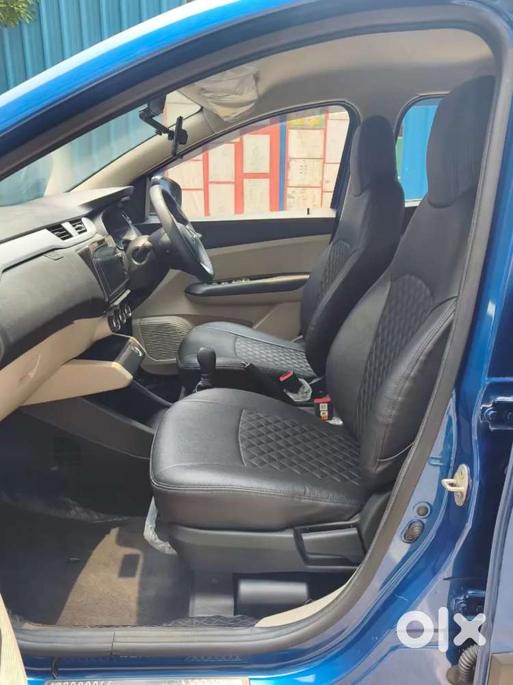 Renault Triber Rxz Easy-r Amt, 2023, Petrol