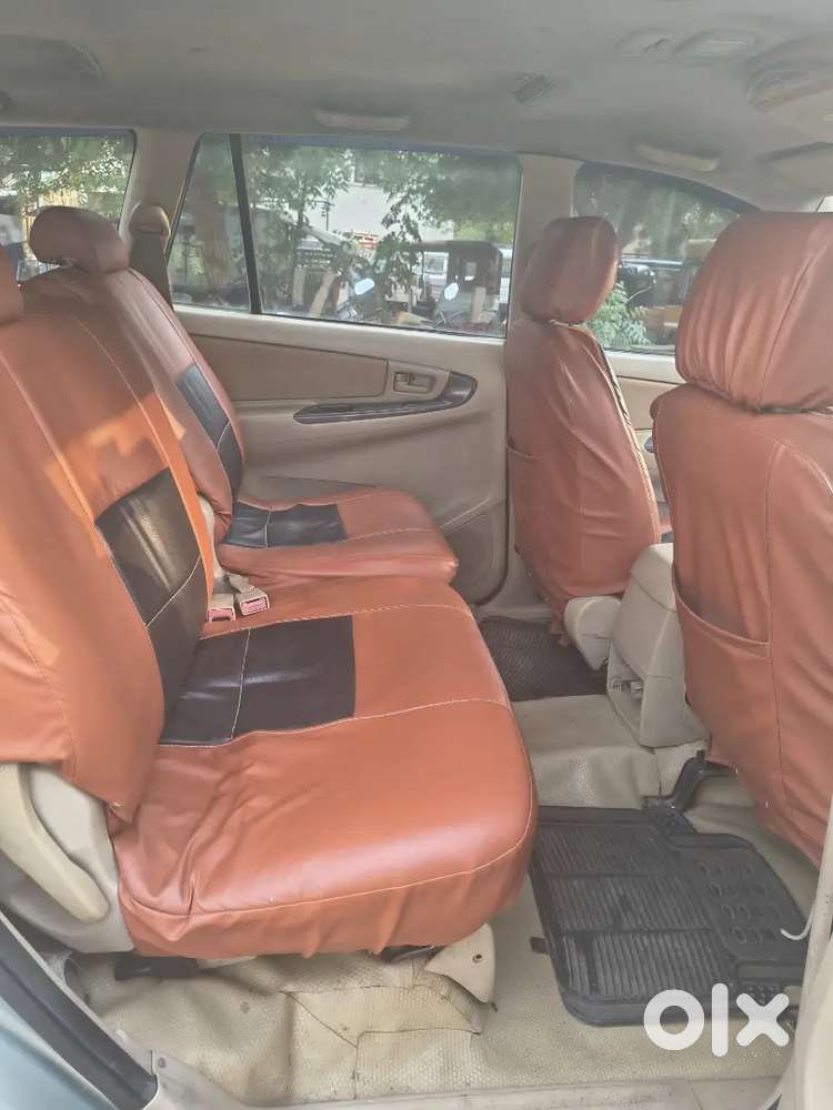Toyota Innova 2009 Diesel Car